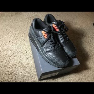Nike Air Max 90